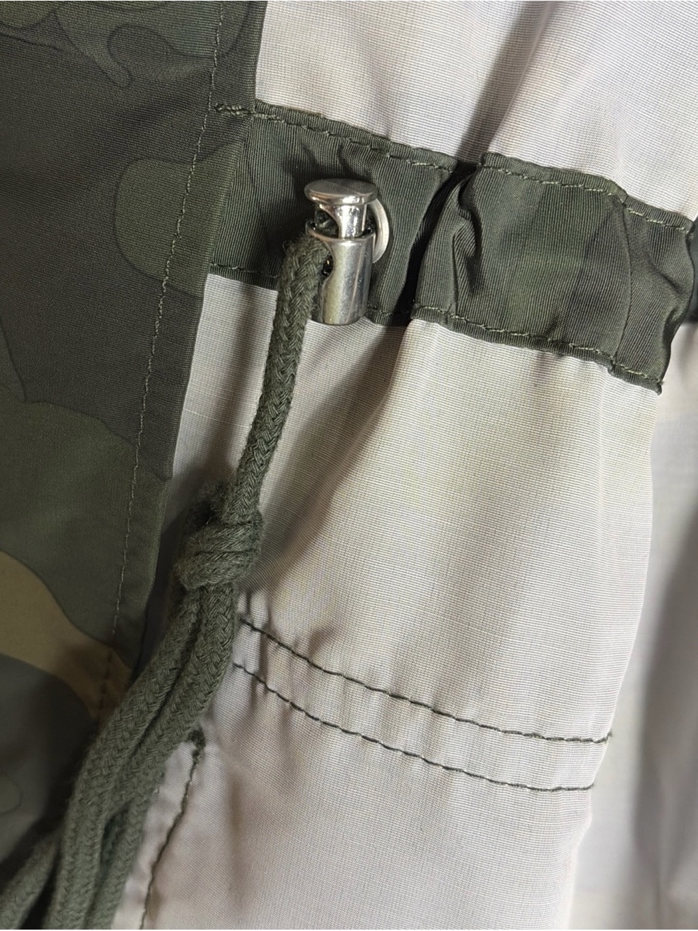 J.Crew Womens Small Camo Hooded Rain Jacket Utility Anorak Green Snap Zip - Picture 8 of 8